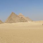Kamel reiten bei den Pyramiden in Kairo